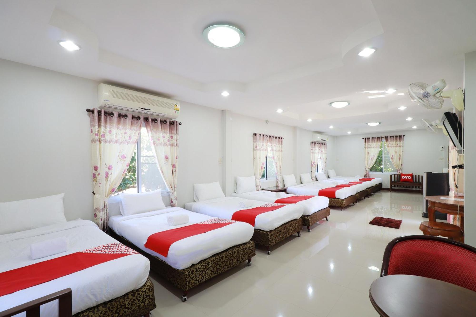 Oyo 553 Kongsup Resort Lamphun Esterno foto