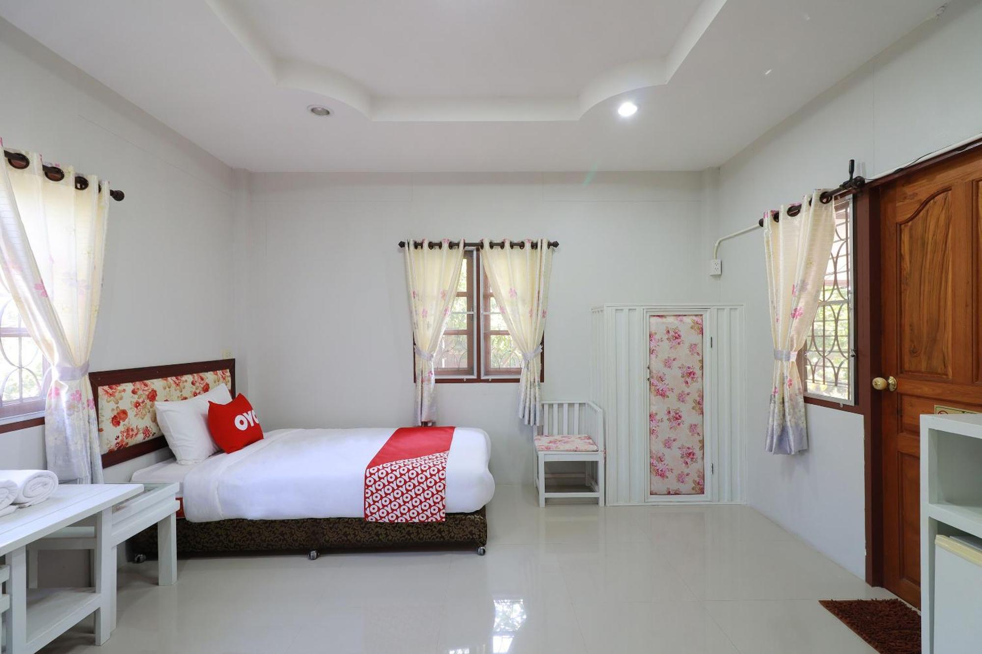 Oyo 553 Kongsup Resort Lamphun Esterno foto